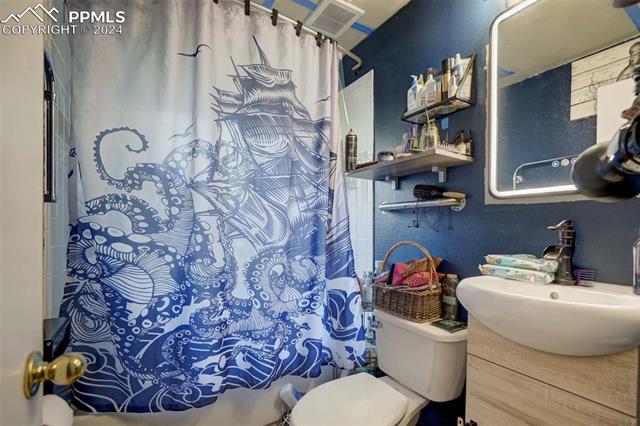 2124 Whitewood Drive