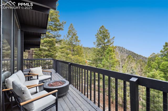 6215 Aspen Ridge Road