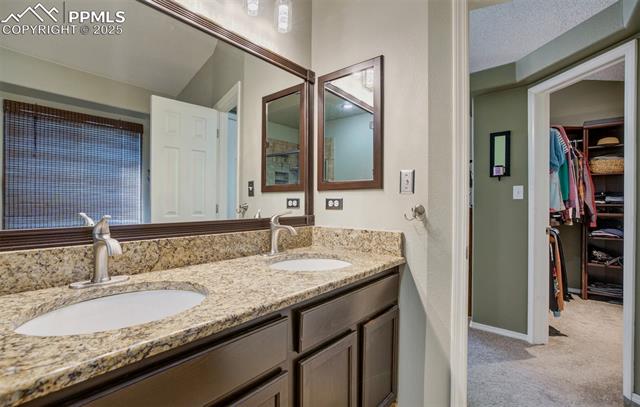 6055 Fescue Drive