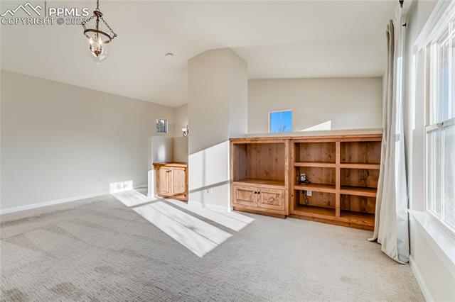 1909 La Bellezza Grove