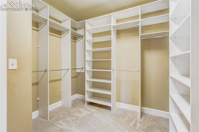 1909 La Bellezza Grove