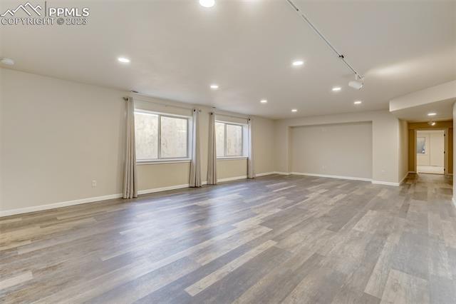 1909 La Bellezza Grove