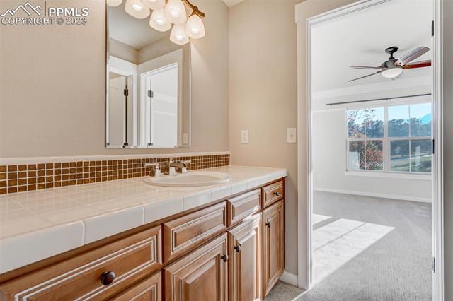 1909 La Bellezza Grove