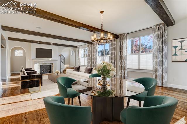 1909 La Bellezza Grove