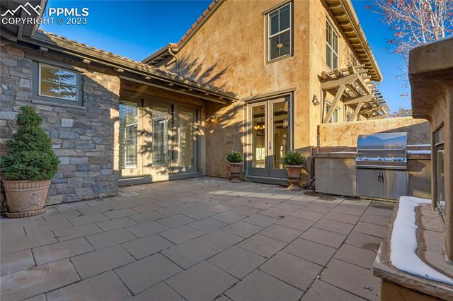 1909 La Bellezza Grove