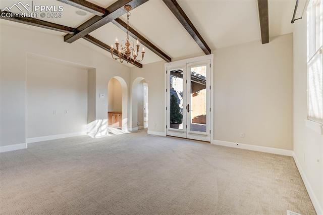 1909 La Bellezza Grove