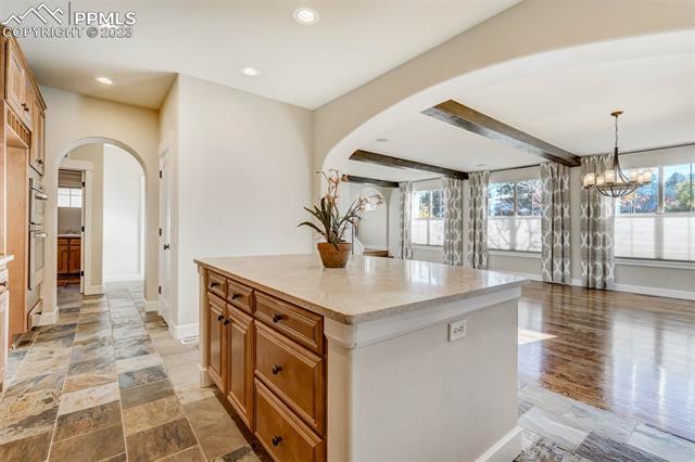 1909 La Bellezza Grove