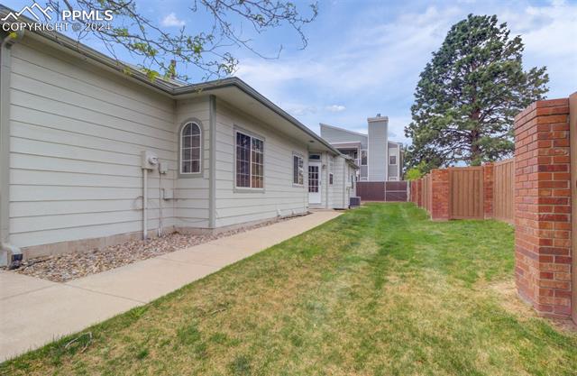 1240 Samuel Point