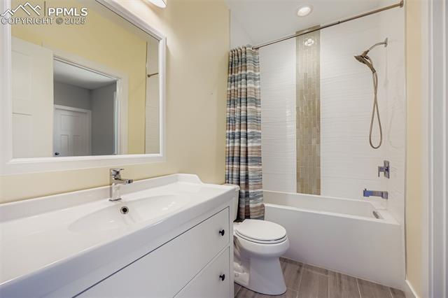 5269 Country Club Drive