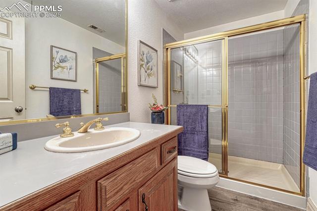1545 Laird Circle