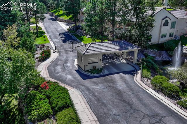 1545 Laird Circle