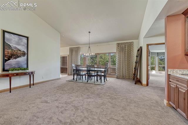 1545 Laird Circle