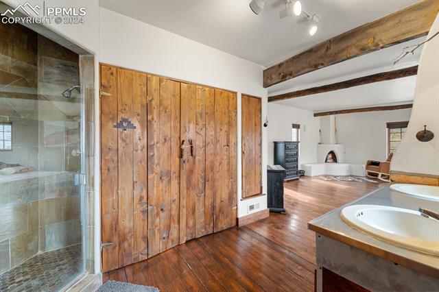 14 N 33rd Street