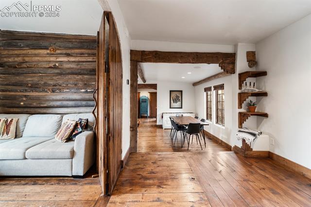 14 N 33rd Street