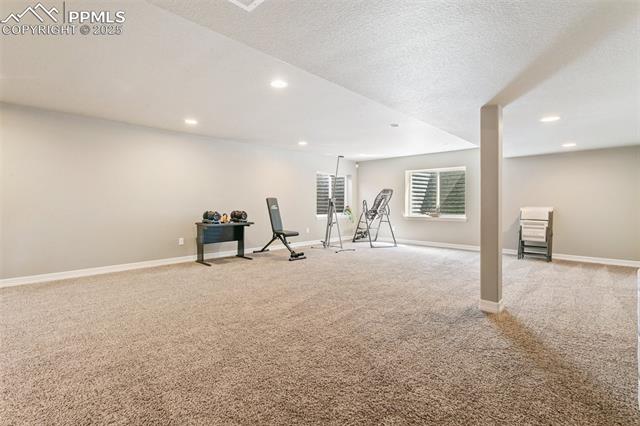 6862 Simcoe Drive