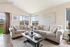 6862 Simcoe Drive