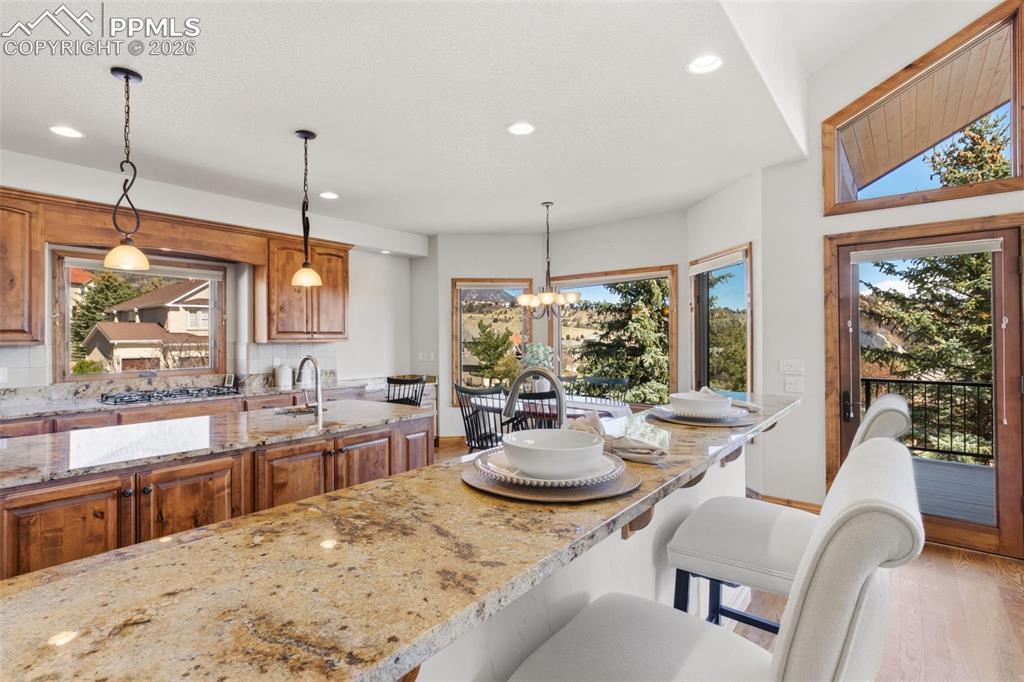 7925 Sawback Trail