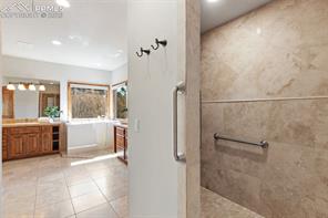 7925 Sawback Trail