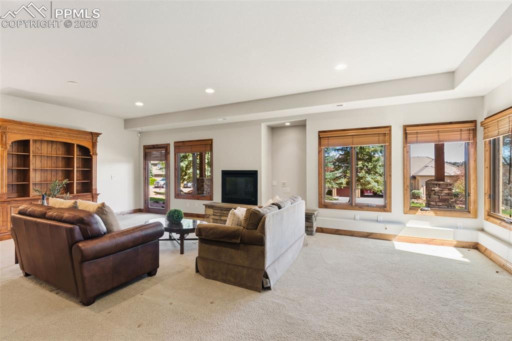 7925 Sawback Trail