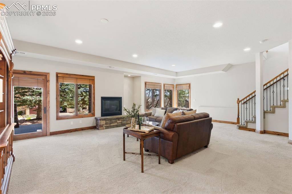 7925 Sawback Trail