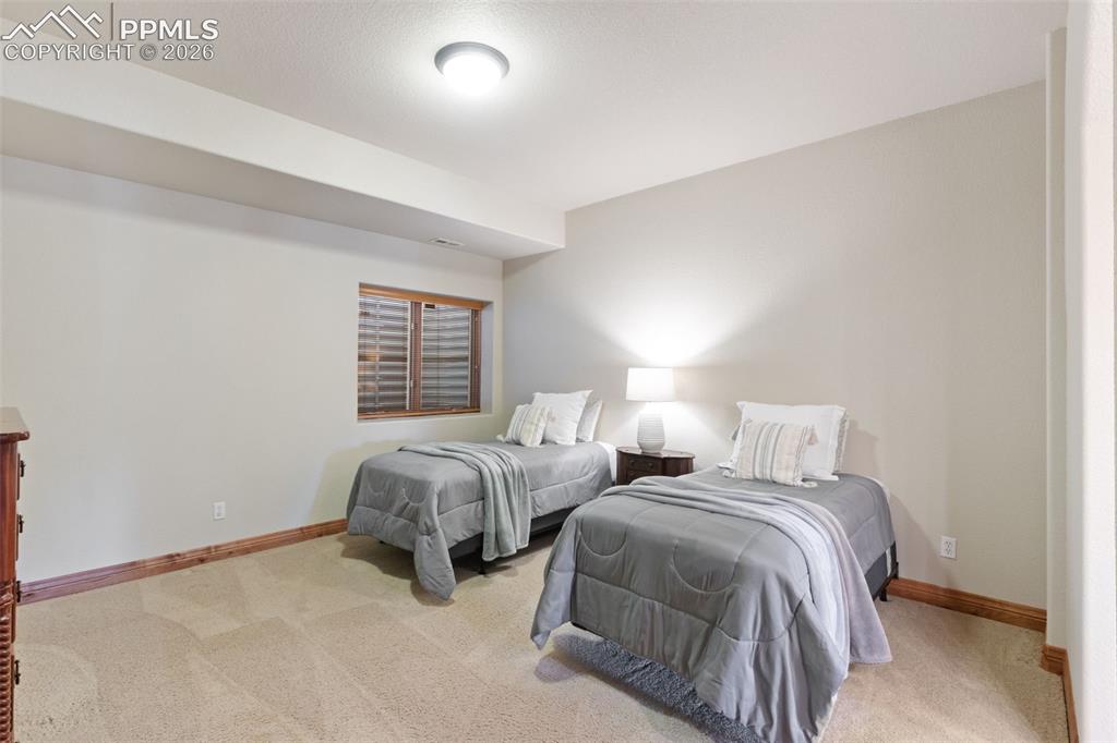 7925 Sawback Trail