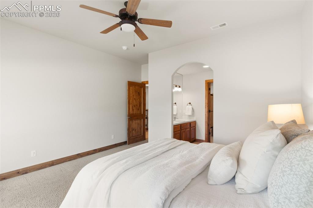 7925 Sawback Trail