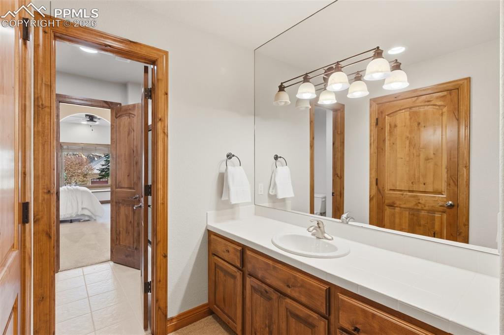 7925 Sawback Trail