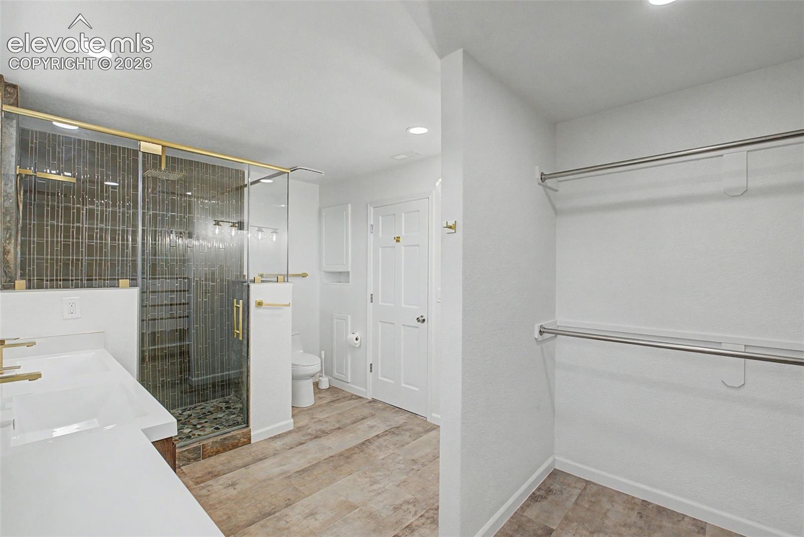 3645 Saddle Rock Road
