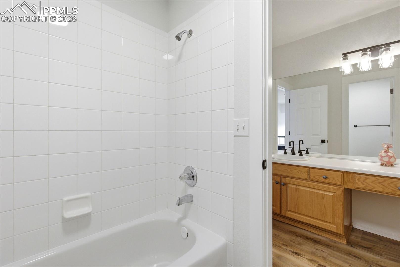 7830 Ravenstone Court