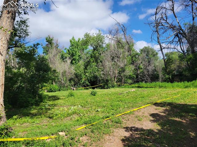 830 E San Rafael Street