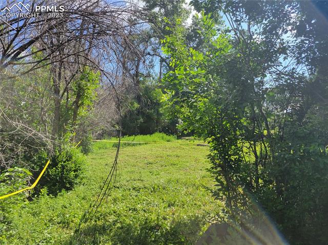 830 E San Rafael Street