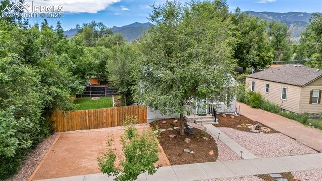 1609 W Kiowa Street