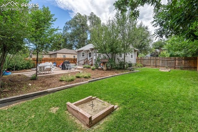 1609 W Kiowa Street