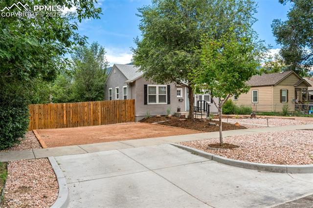 1609 W Kiowa Street