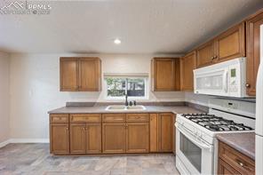 96 Cheyenne Boulevard