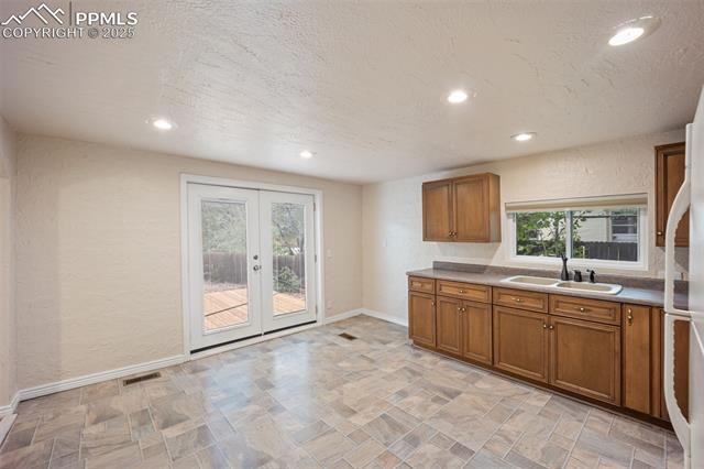 96 Cheyenne Boulevard