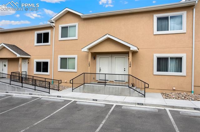 2220 E La Salle Street 103