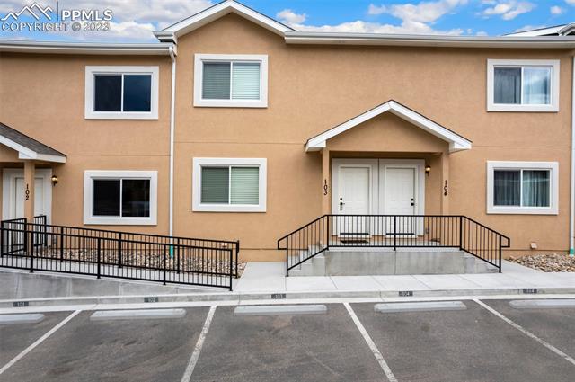 2220 E La Salle Street 103