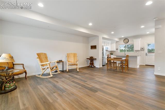 2220 E La Salle Street 103