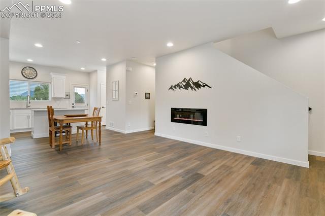 2220 E La Salle Street 103