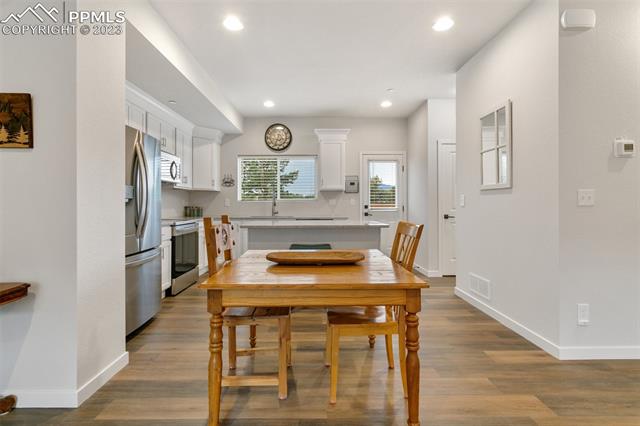 2220 E La Salle Street 103