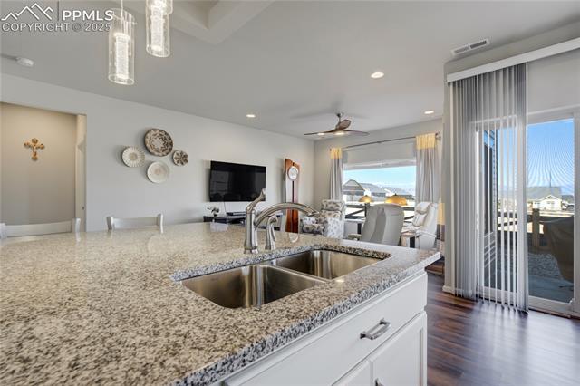 6264 Syre Point