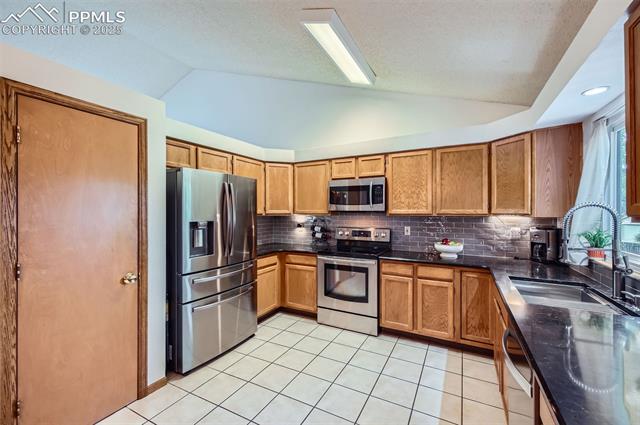 7806 Potomac Drive