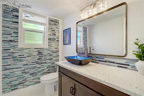 7171 Bonnie Brae Lane