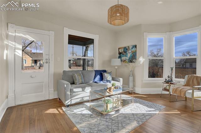 901 W Cucharras Street