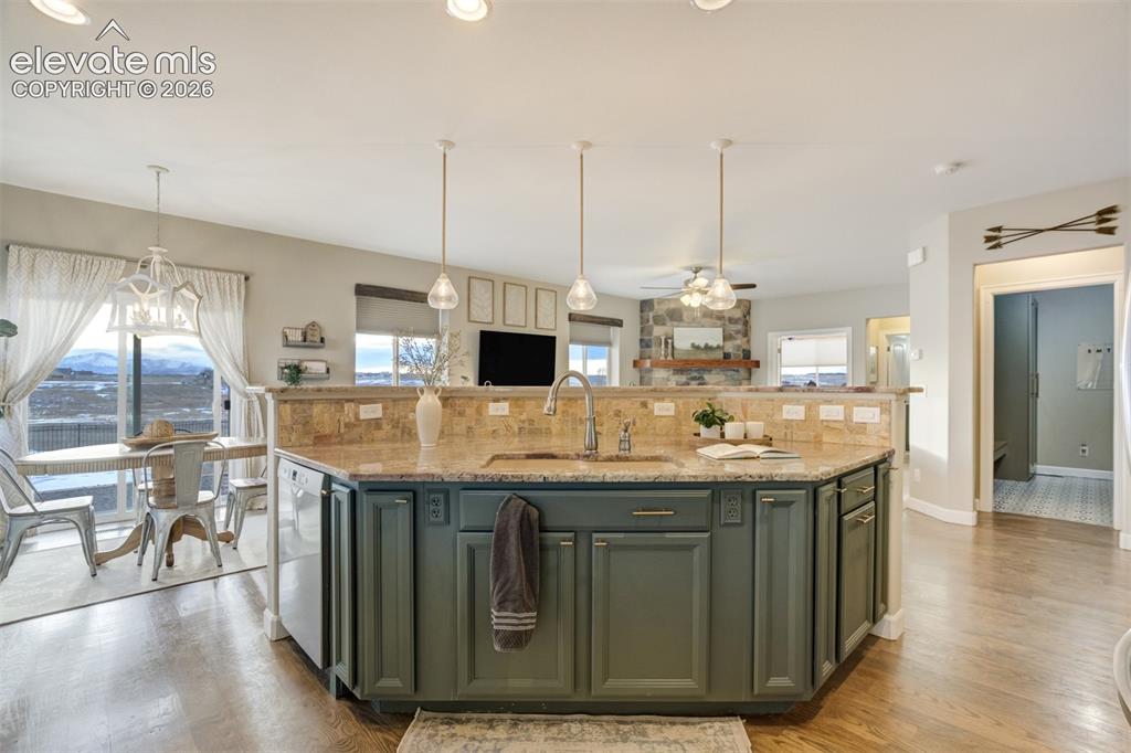 7310 Clovis Way