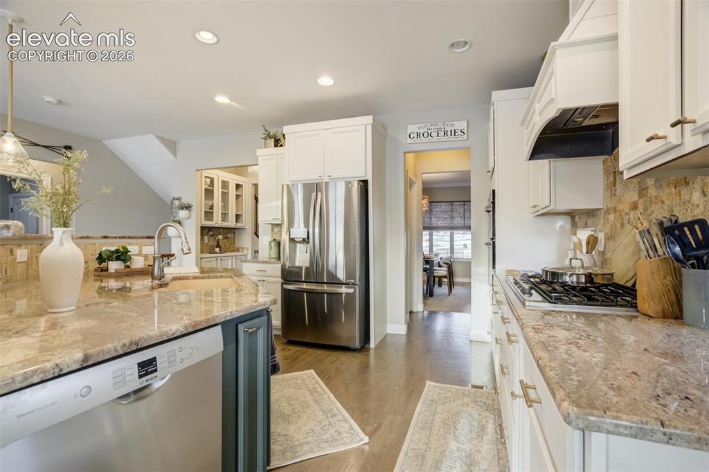7310 Clovis Way