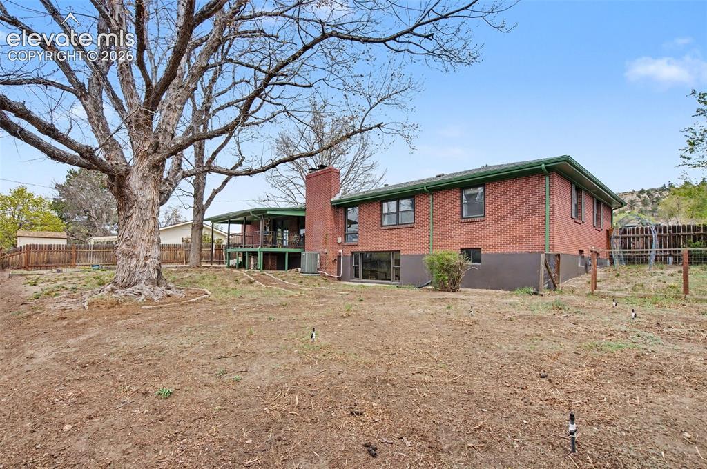 2724 Marilyn Road