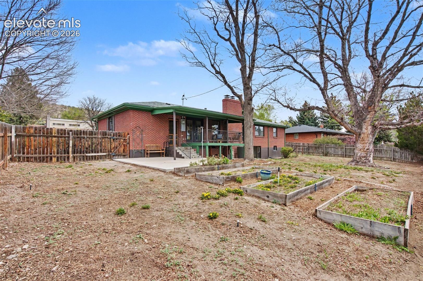 2724 Marilyn Road