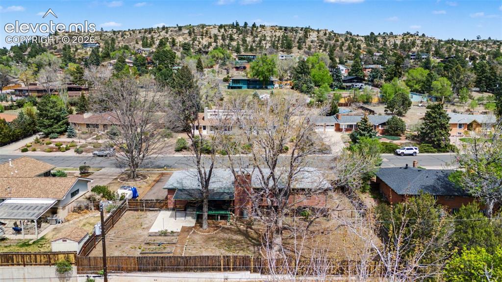 2724 Marilyn Road